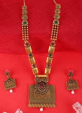 Gold Alloy Necklace Set