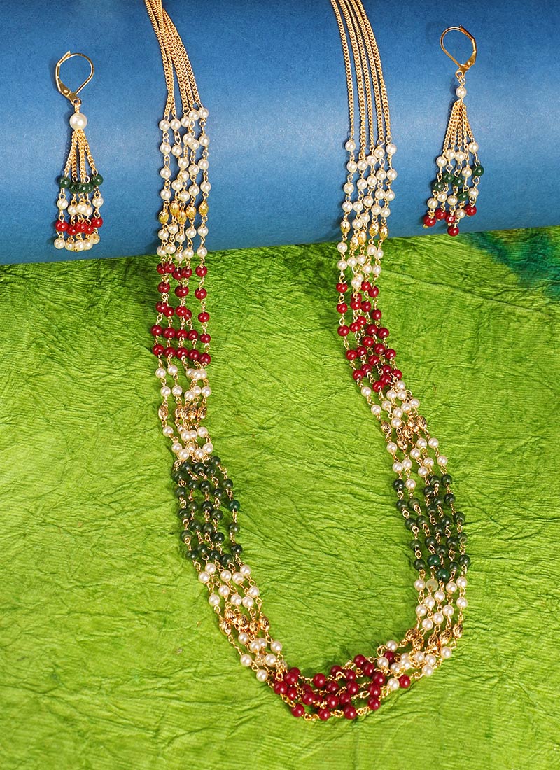 Gold Alloy Necklace Set Party Wear