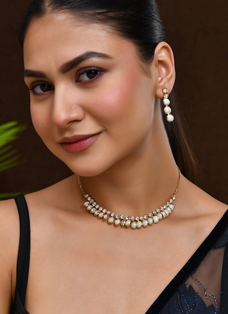 Gold Choker With Stones And Beads Wedding Wear