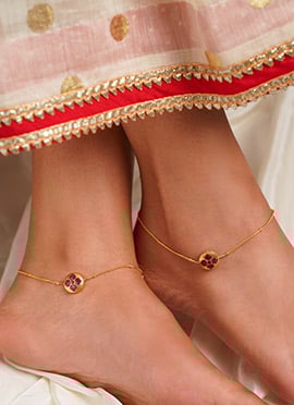 Gold Floral Kundan Work Anklets