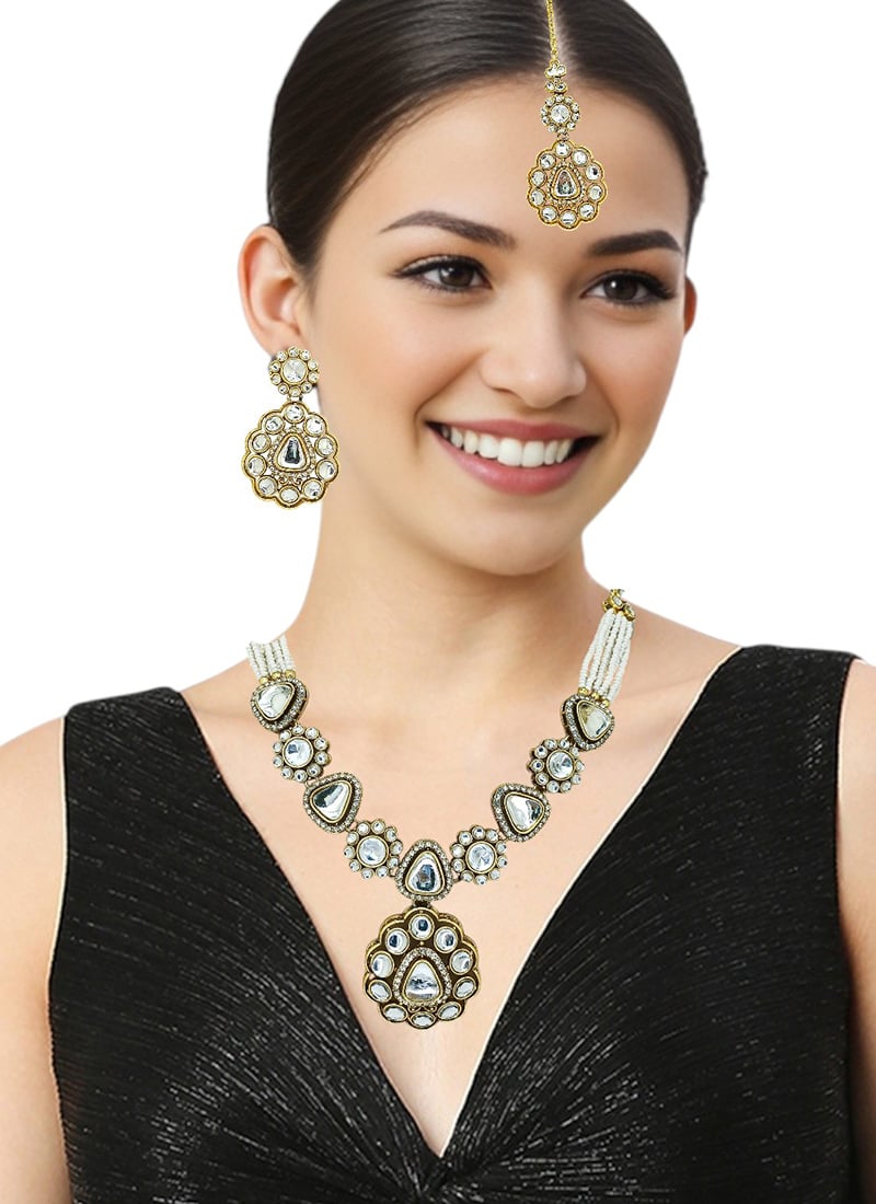 Gold Kundan Stones Beads Necklace