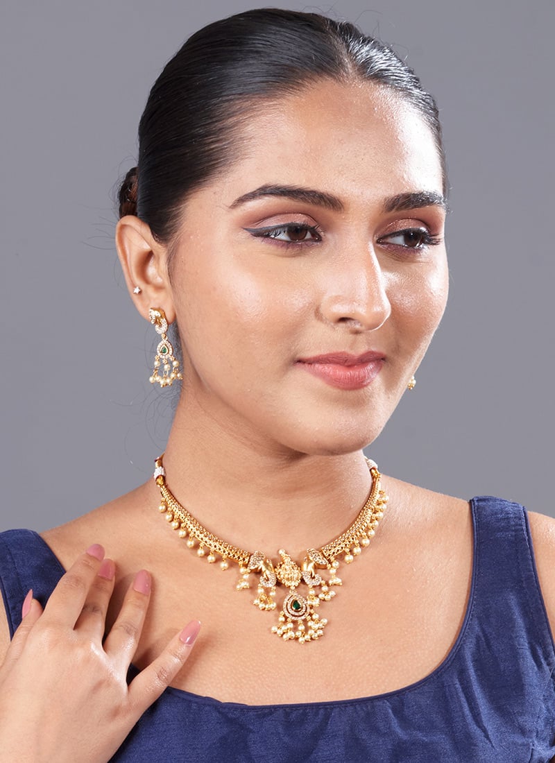 Gold Kundan With Stone And Beads Work Necklace Festive Wear
