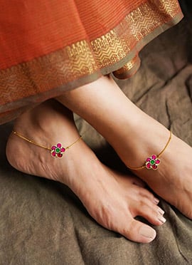 Gold Kundan Work Floral Anklets