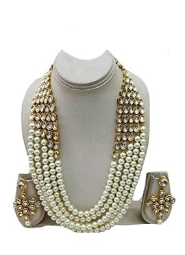 Gold N White Necklace Set