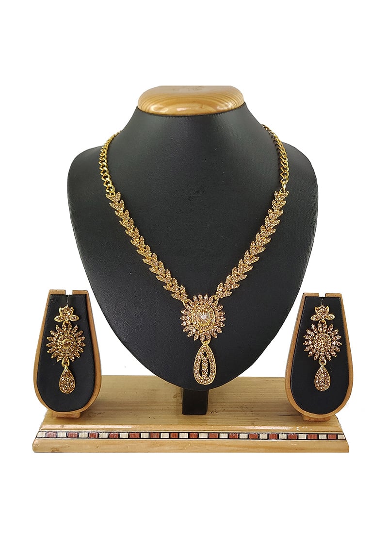 Gold Necklace Set
