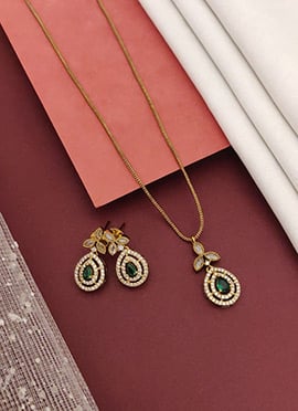 Gold Plated Green Teardrop Kundan Crystal Stone Pendant Necklace Set