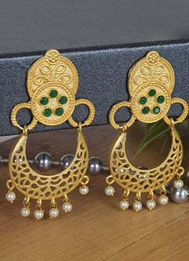 Gold Plated Kundan And Beads Danglers
