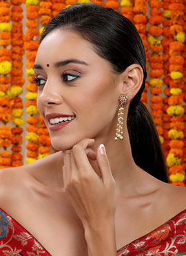 Gold Plated Kundan And Pearl Work Danglers
