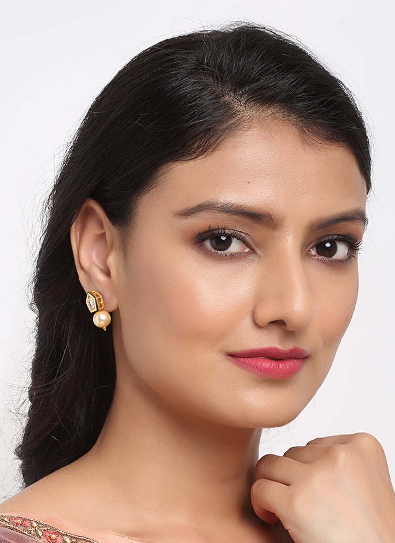 Gold Plated Kundan Studs Adorned With White Stones And Cream Pearl