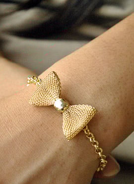 Golden Bow Bracelet