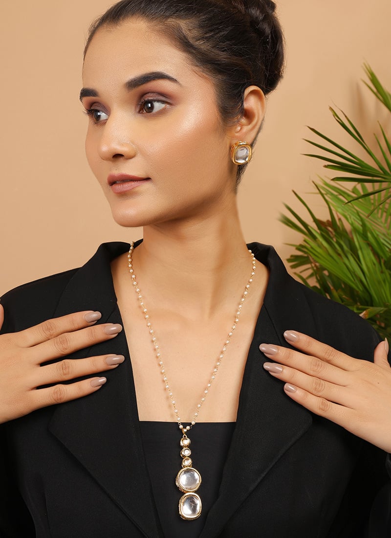 Golden Copper Kundan Necklace With Beads Festive Wear