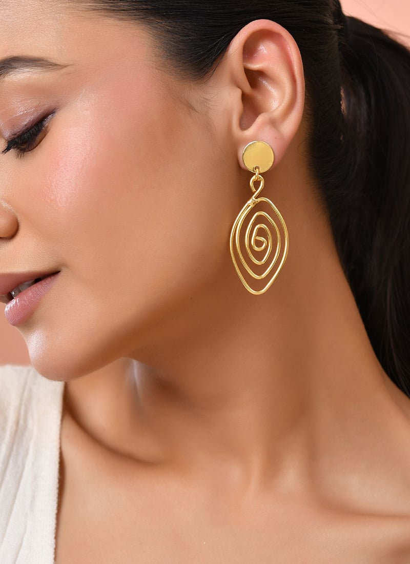 Golden Elegant Drops After Six Wear