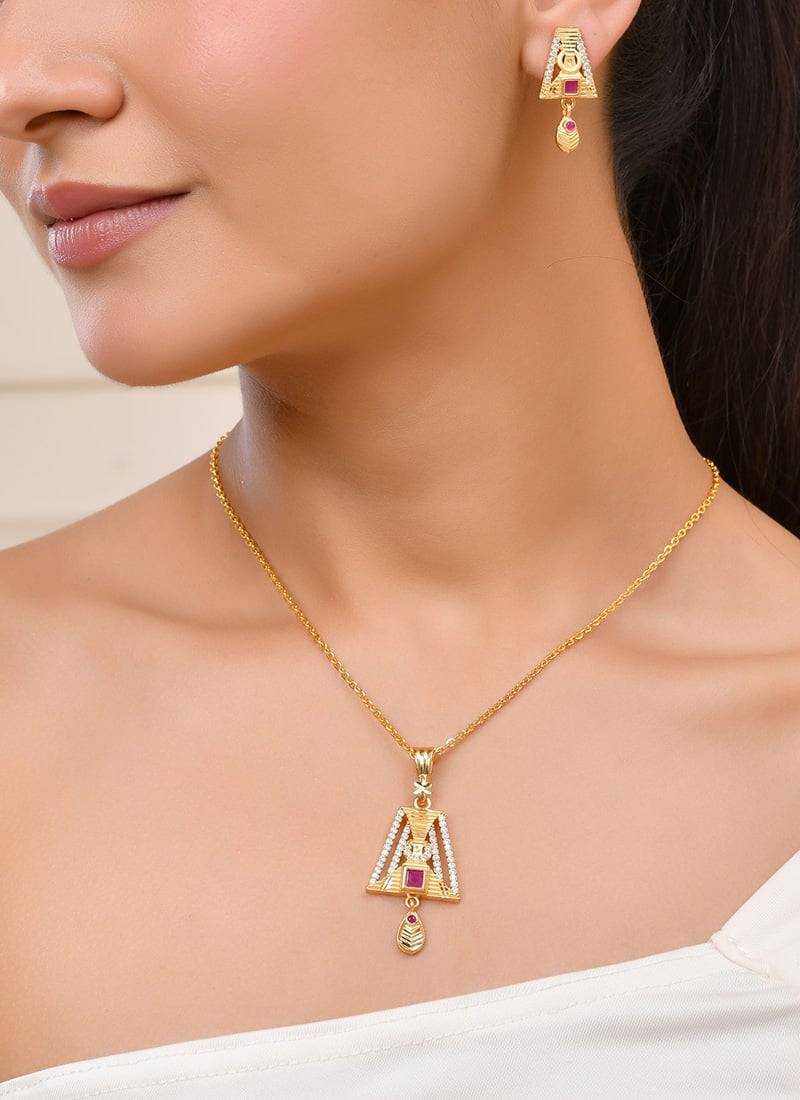 Golden Ethnic Stone Pendent Set For Women  After Six Wear