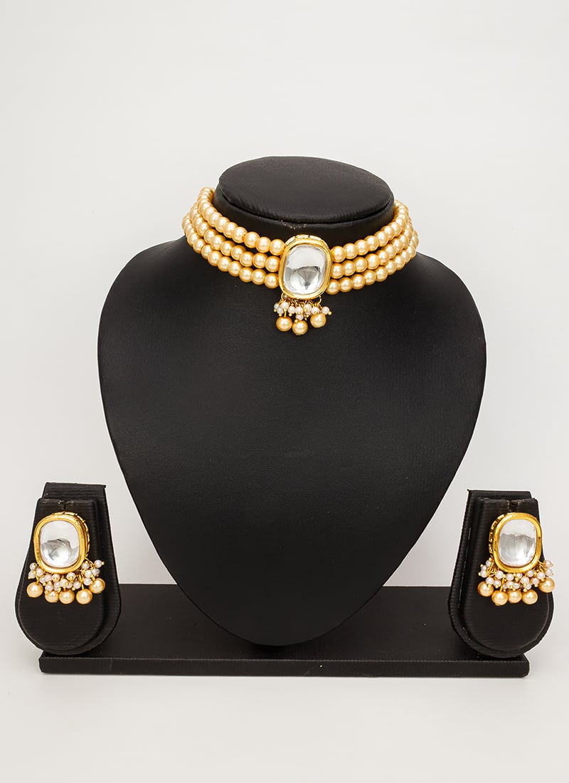 Golden Gold plated With Kundan And Pearl Work Choker