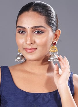 Golden Kundan And Beads Jhumka