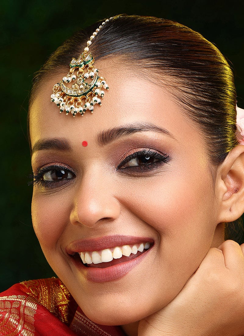 Golden Kundan And Beads Mangtikka Festive Wear