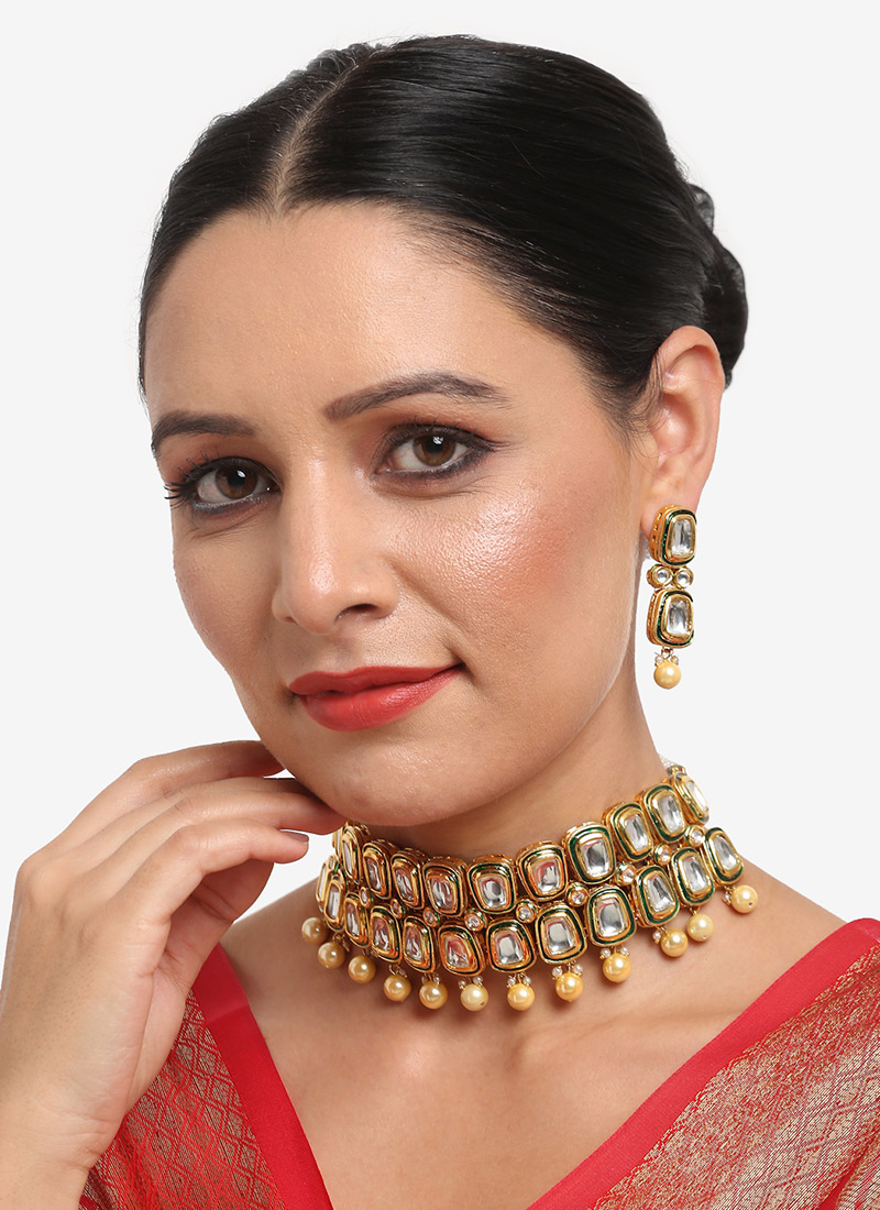 Golden Kundan And Moti Choker Wedding Wear