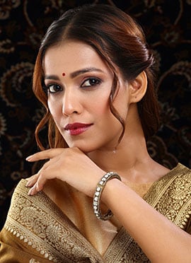 Golden Kundan And Stone Work Kada