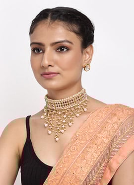 Golden Kundan With Beads And Moti Choker