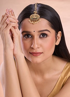 Golden Plated Kundan And Beads Work Lakshmi Mangtikka