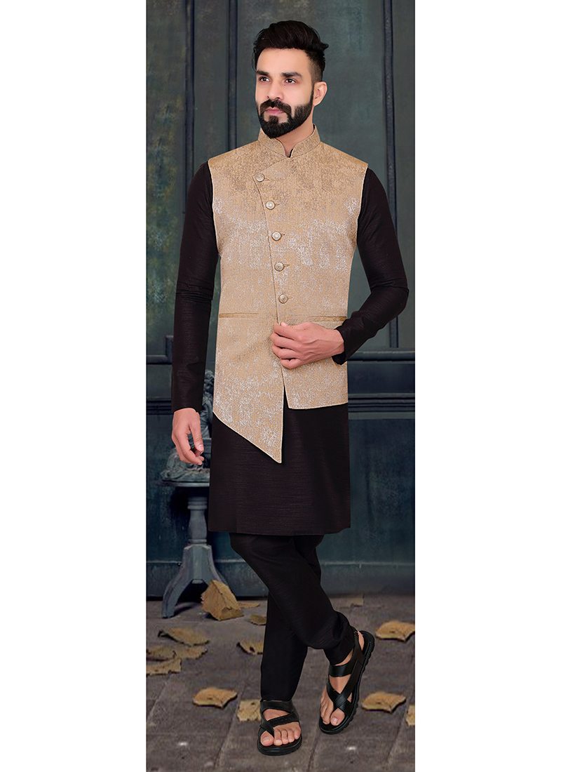 Golden Silk Bandi Set Party Wear