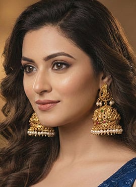 Golden Splendid Beads Jhumka