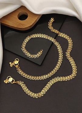 Graceful Gold Anklets