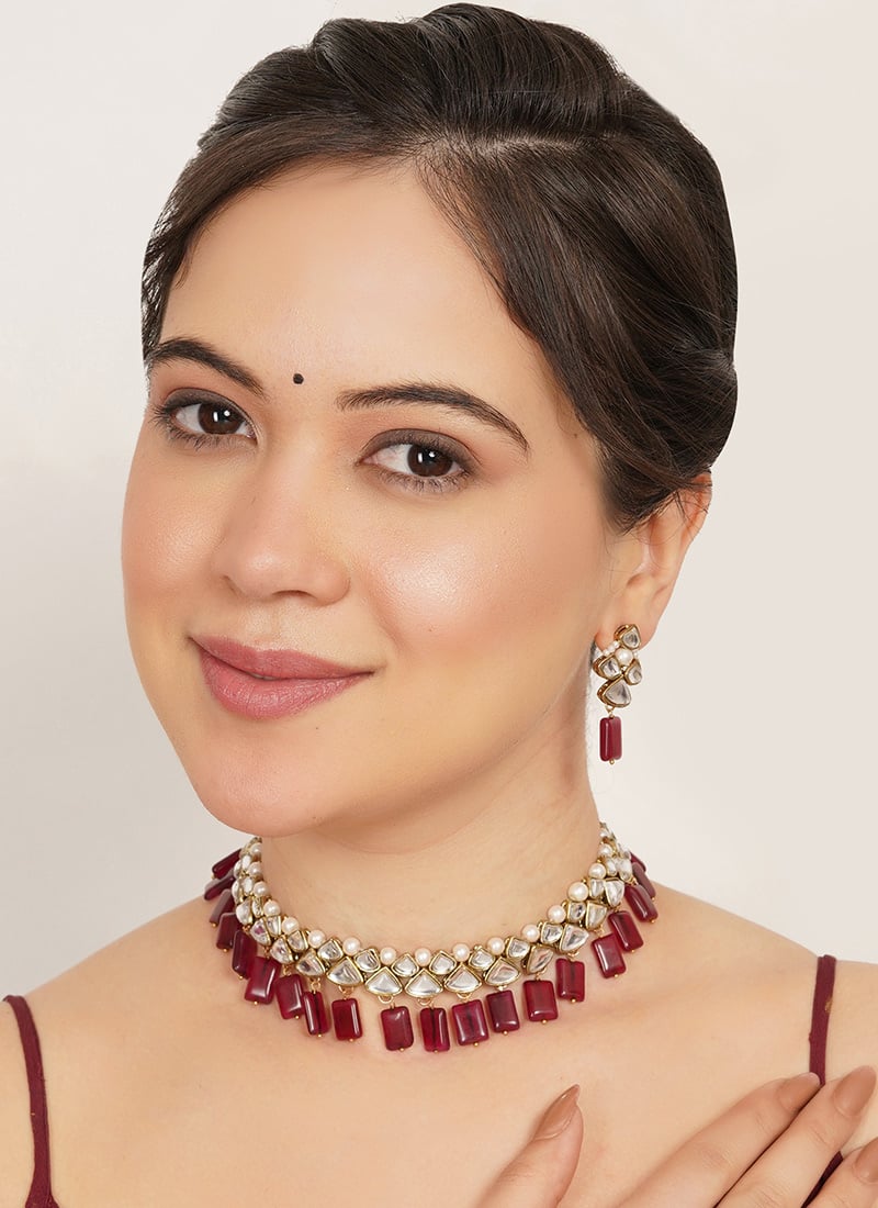 Graceful Red Kundan Beaded Choker Wedding Wear