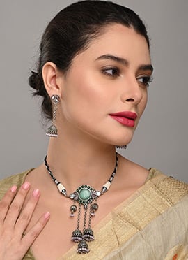 Graceful Silver Stone Necklace