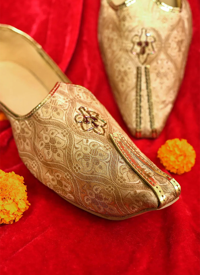 Grand Fawn Zari Silk Jacquard Cutdana Mojri