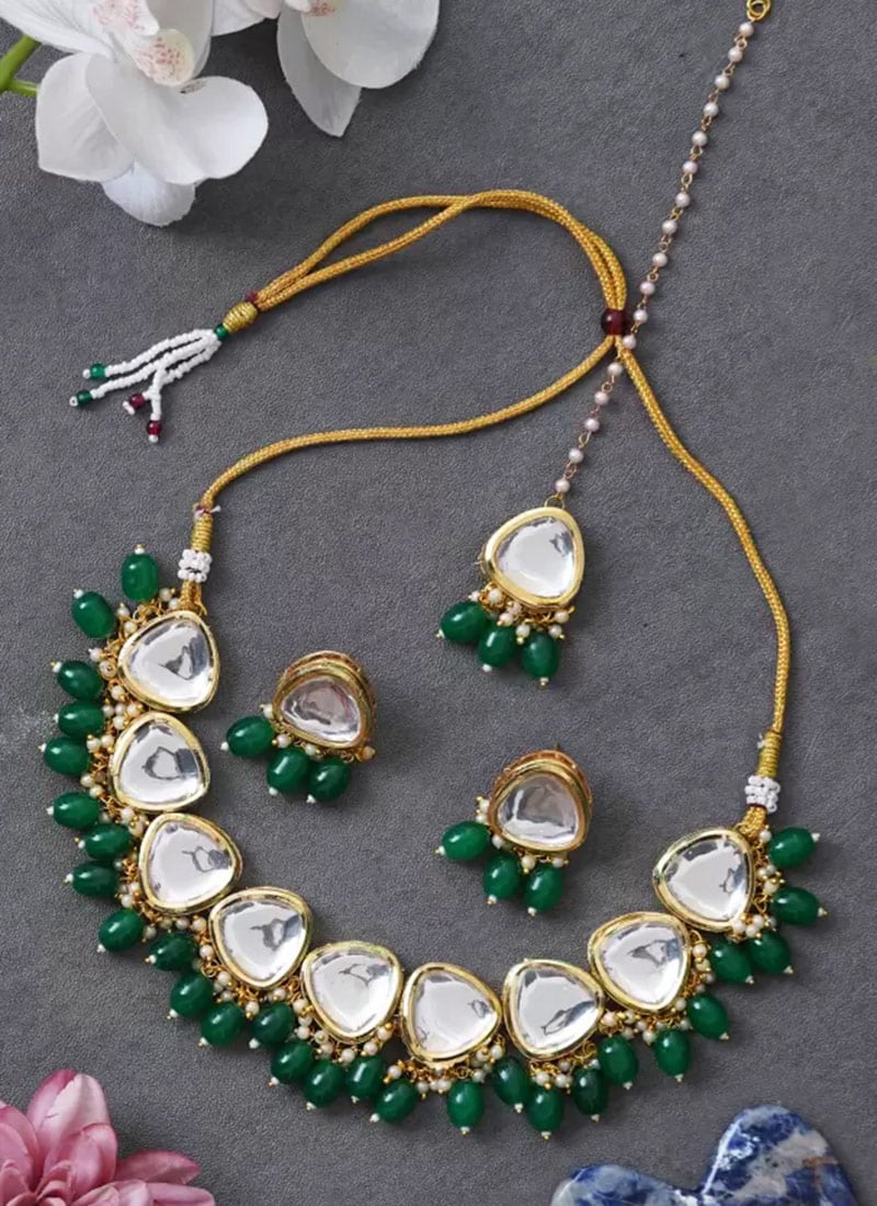 Green Alloy Kundan Necklace Party Wear