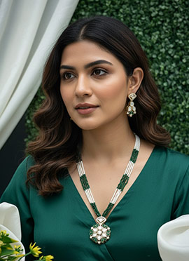 Green Beads Stone Necklace Set