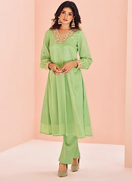 Green Chinon Hand Work Kurta Straight Pant Set