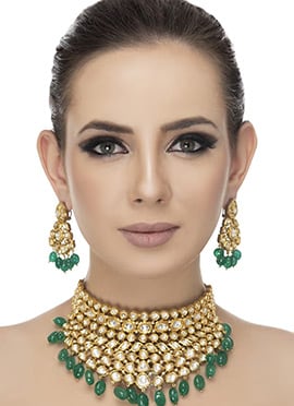 Green Designer Necklace Set With Earrings