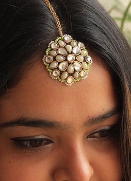 Green Gold Plated Kundan And Beads Mangtikka