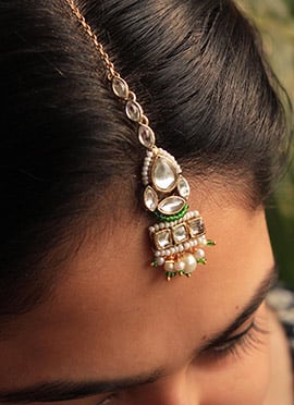 Green Gold Plated Kundan And Beads Mangtikka