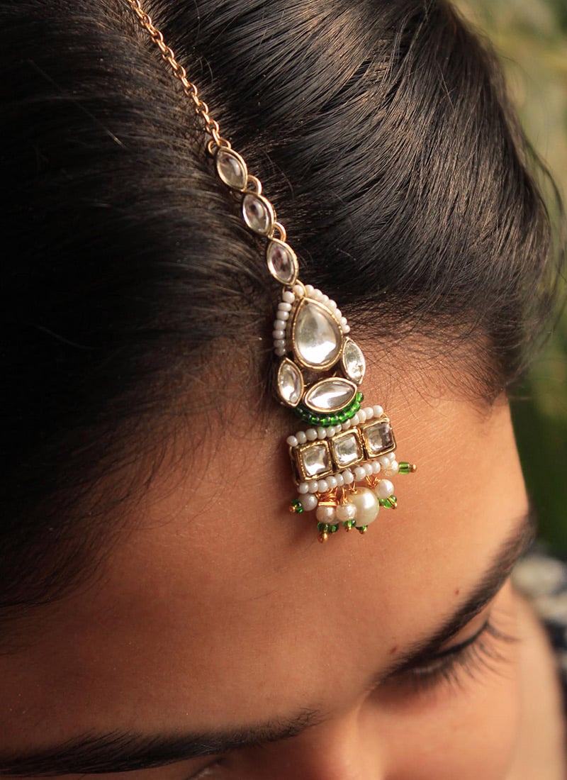 Green Gold Plated Kundan And Beads Mangtikka Festive Wear