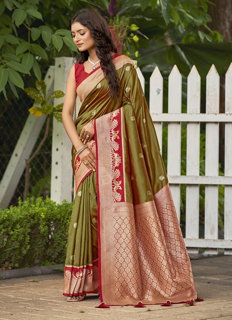 Green Jacquard Zari Banarasi Silk Saree Festive Wear