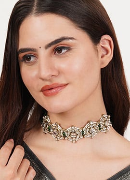 Green Kundan And Beads Choker