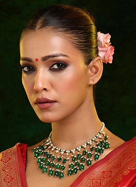 Green Kundan And Beads Necklace