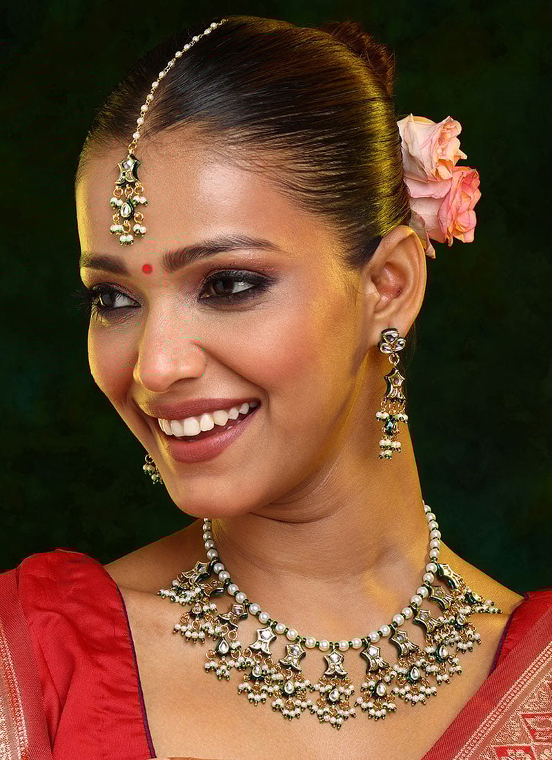 Green Kundan And Beads Necklace Festive Wear