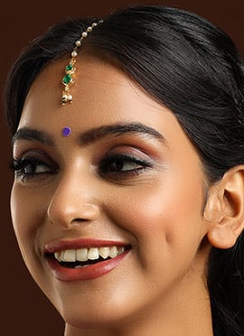 Green Kundan Beaded Mangtikka