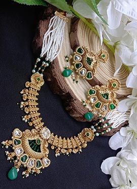 Green Kundan Beads Pearl Necklace Set For Women