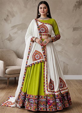 Garba Queen Green Rayon Cotton Mirror Work Embroidered Chaniya Choli