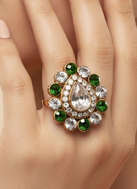 Green Stones Kundan Ring