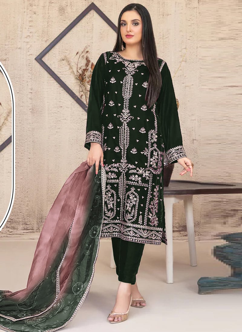 Green Velvet Embroidered Sequins Pakistani Straight Pant Suit Festive Wear