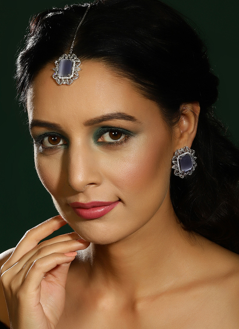 Grey Kundan And Stones Studs Festive Wear