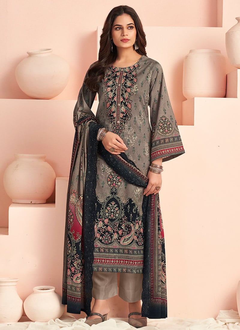 Grey Lawn Cotton Digital Print Thread Straight Pant Suit After Six Wear