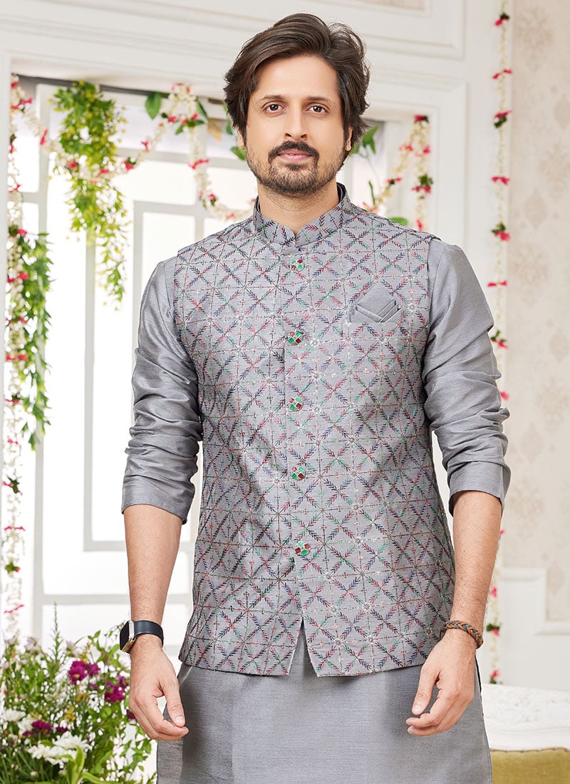 Grey Silk Embroidered Bandhgala jacket For Men