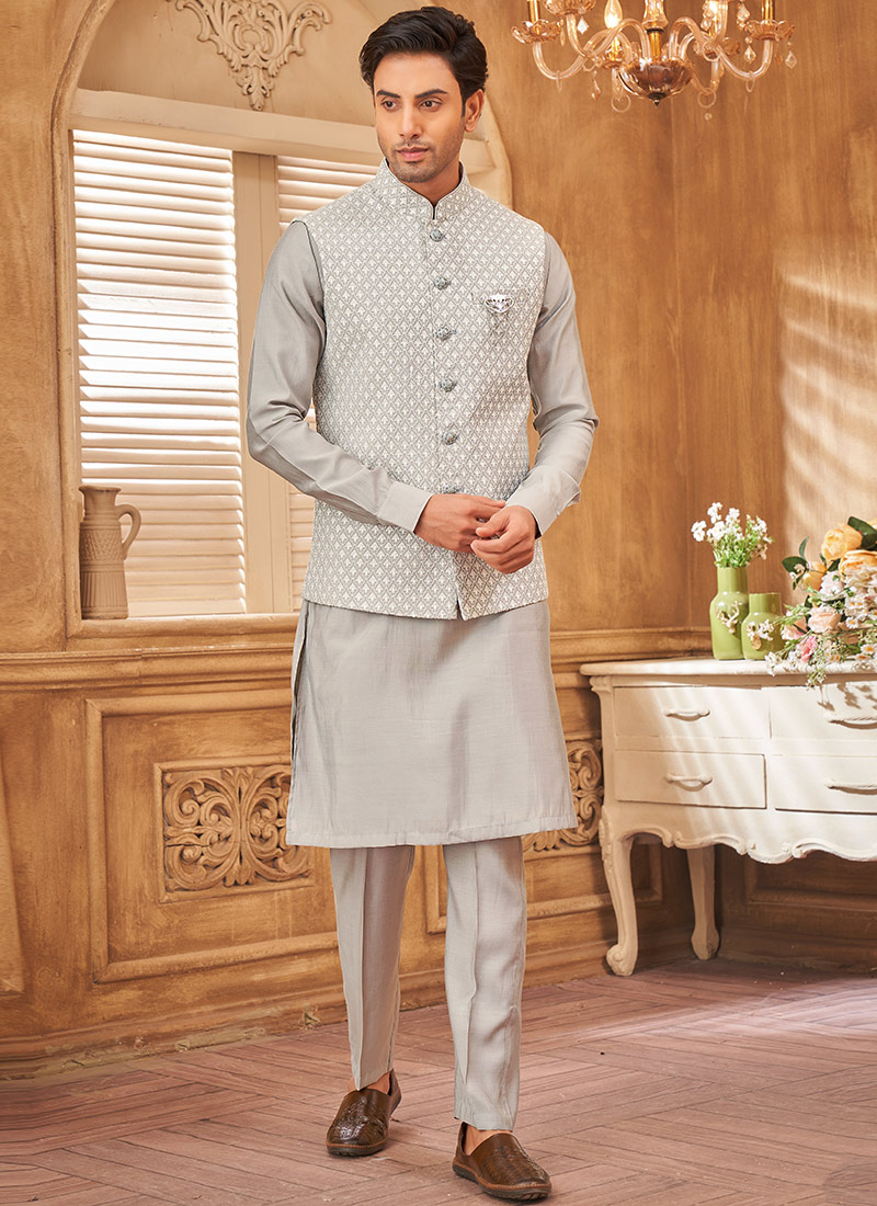 Grey Silk Embroidered Bandi Set
